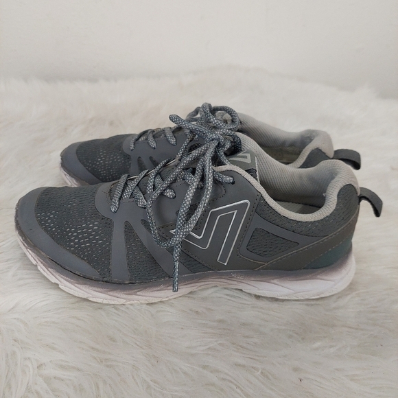 Vionic Brisk Miles Women's Supportive Stability Shoe Grey Size 8 Medium Comfort. - Picture 3 of 12